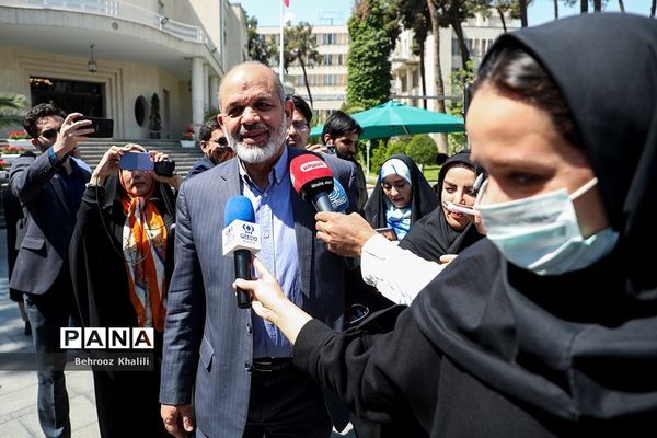 حاشیه جلسه هیات دولت