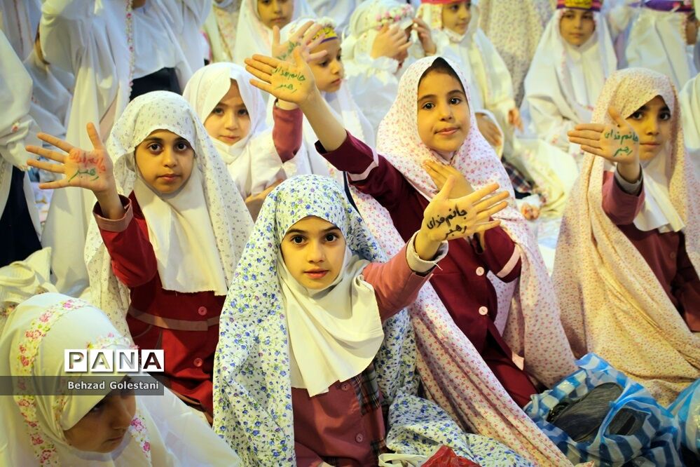 جشن روزه اولی‌ها در آذربایجان غربی