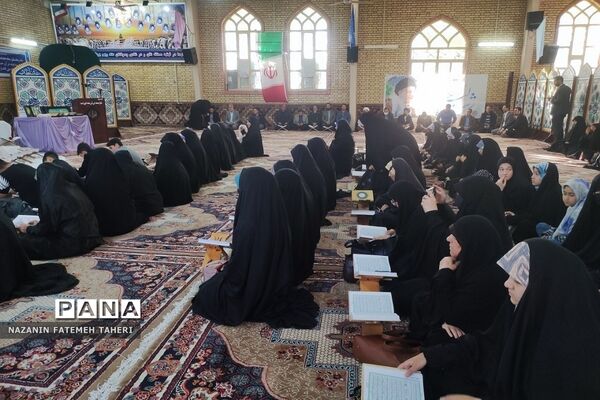 محفل انس با قرآن و تقدیر از حافظان و فعالان قرآنی در فشافویه