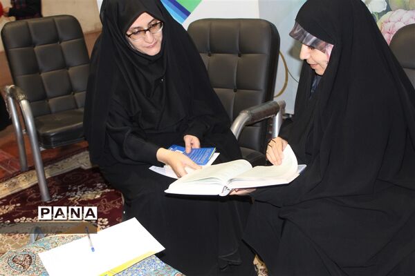 اولین روز هجدهمین نمایشگاه قرآن و عترت استان اصفهان