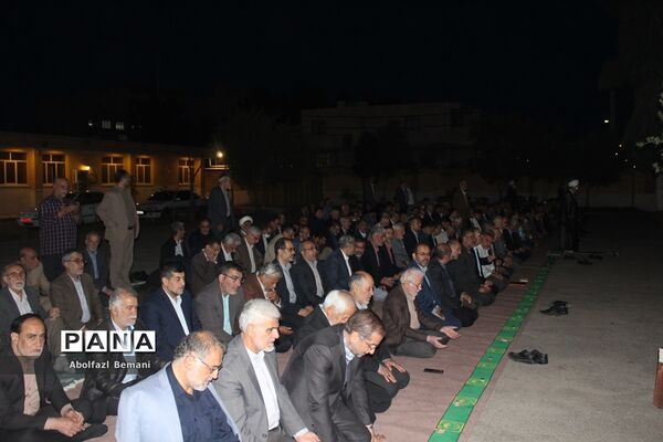 دورهمی فرهنگیان پیشکسوت استان قم در ماه مبارک رمضان