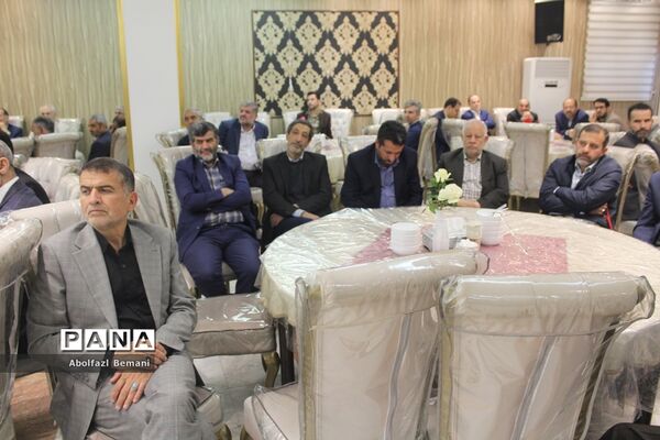 دورهمی فرهنگیان پیشکسوت استان قم در ماه مبارک رمضان