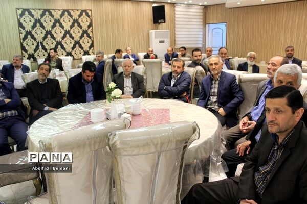 دورهمی فرهنگیان پیشکسوت استان قم در ماه مبارک رمضان