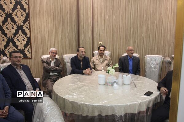 دورهمی فرهنگیان پیشکسوت استان قم در ماه مبارک رمضان