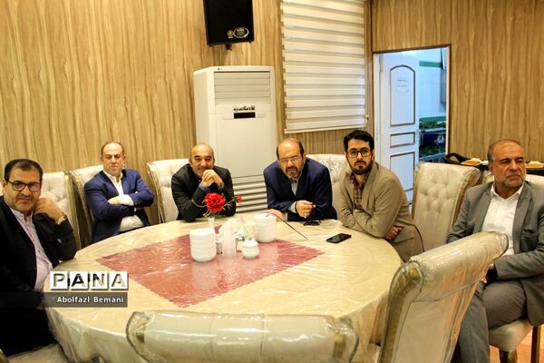 دورهمی فرهنگیان پیشکسوت استان قم در ماه مبارک رمضان