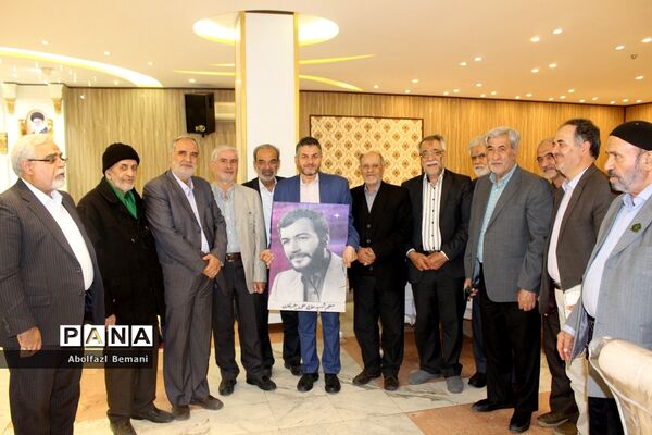 دورهمی فرهنگیان پیشکسوت استان قم در ماه مبارک رمضان