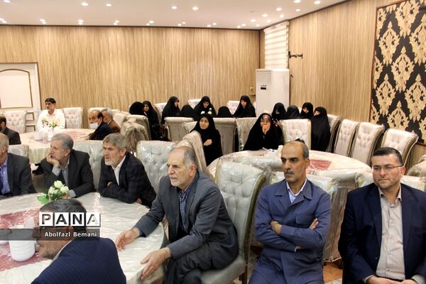 دورهمی فرهنگیان پیشکسوت استان قم در ماه مبارک رمضان