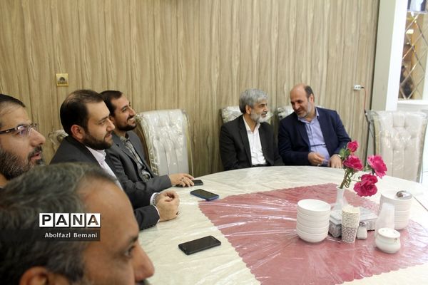 دورهمی فرهنگیان پیشکسوت استان قم در ماه مبارک رمضان