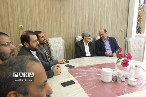 دورهمی فرهنگیان پیشکسوت استان قم در ماه مبارک رمضان