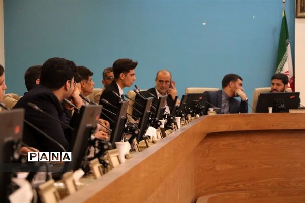 برگزاری مراسم تجلیل از اعضای گروه جهادی سازمان دانش‌آموزی استان اصفهان