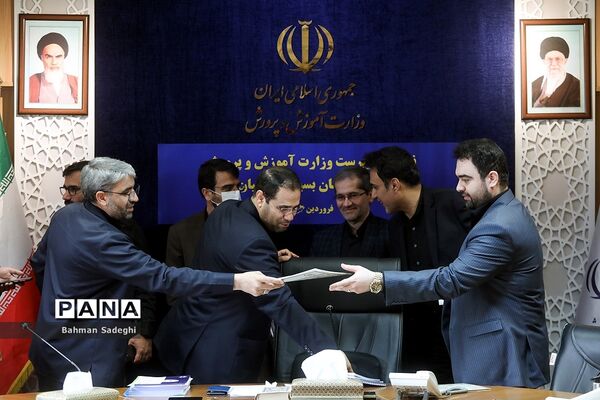 دیدار سرپرست وزارت آموزش و پرورش با فرماندهان بسیج فرهنگیان