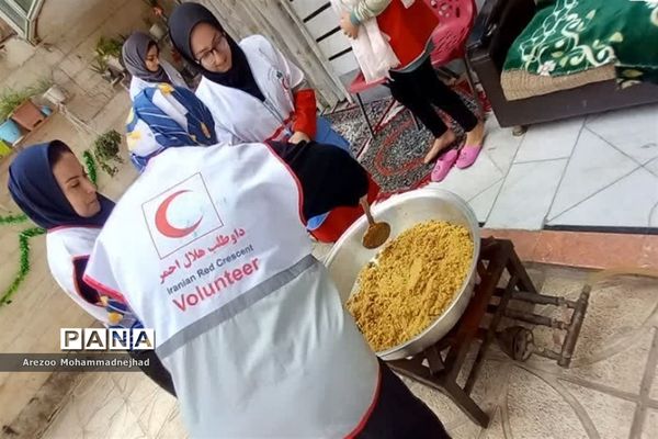 طبخ و توزیع غذا به مناسبت ولادت امام حسن مجتبی(ع)