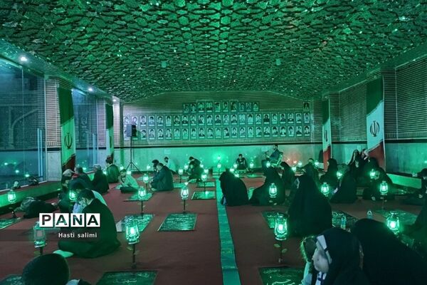 یادبود شهید میلاد حیدری در گلزار شهدای ولی‌آباد قرچک