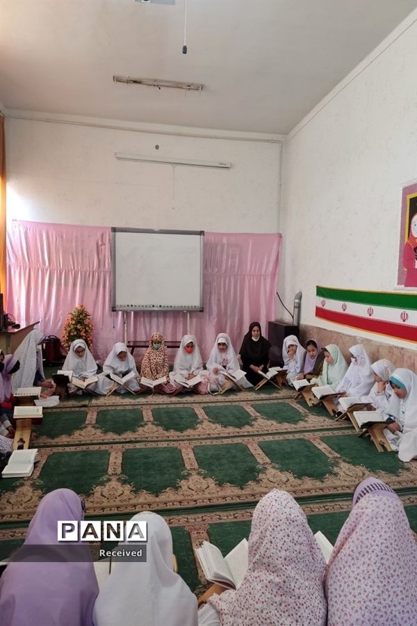 مراسم ضیافت افطاری و جشن میلاد امام حسن مجتبی علیه السلام در مدارس شهرستان اقلید