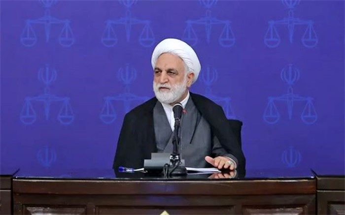 حل مسائل فرهنگی با بگیر و ببیند هزینه بالایی دارد