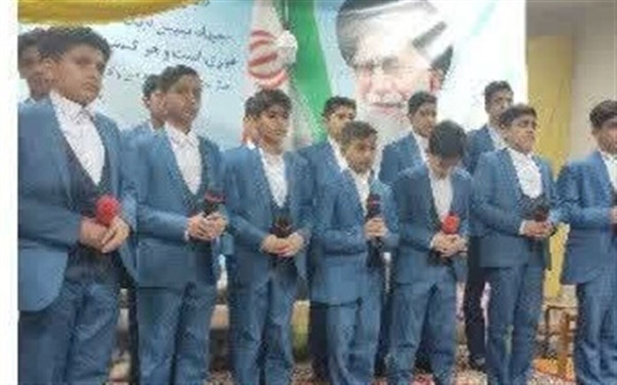 برگزاری مراسم جشن میلاد کریم اهل بیت با حضور نماینده مجلس در شهر دستجرد قم