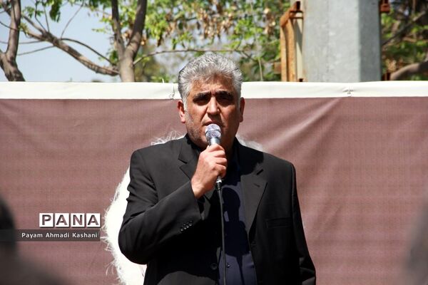 تشییع پیکر مرحوم کیومرث پور‌احمد