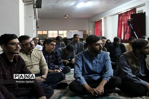 ضیافت افطاری دانشجویان دانشگاه فرهنگیان شهرتهران