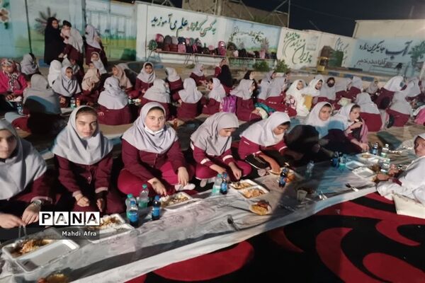 محفل انس با قرآن روزه اولی‌ها در دبستان‌های بهبهان