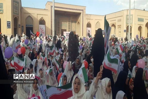 جشن بزرگ مادر و دختری  روزه اولی ها در حرم مطهر شاهچراغ (ع)