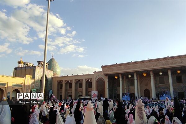 جشن بزرگ نمک پروردگان حسنی ویژه دختران روزه اولی ‌در شیراز