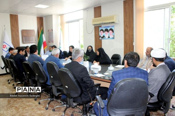 نشست هماهنگی ضیافت سفیران نور آموزش و پرورش استان بوشهر