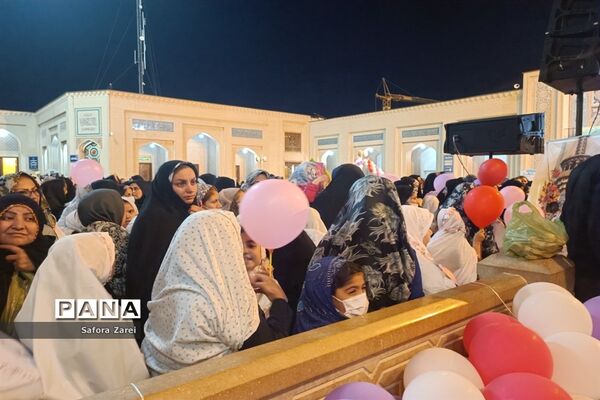جشن روزه اولی ها با حضور بیش از چهار هزار دختر شیرازی در حرم مطهر حضرت شاهچراغ (ع)