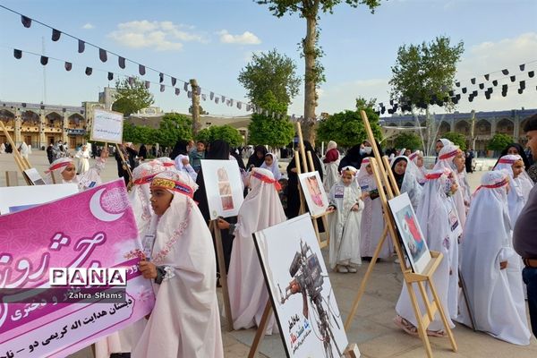 جشن روزه اولی ها با حضور بیش از چهار هزار دختر شیرازی در حرم مطهر حضرت شاهچراغ‌(ع)