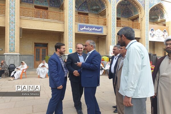 جشن روزه اولی ها با حضور بیش از چهار هزار دختر شیرازی در حرم مطهر حضرت شاهچراغ‌(ع)