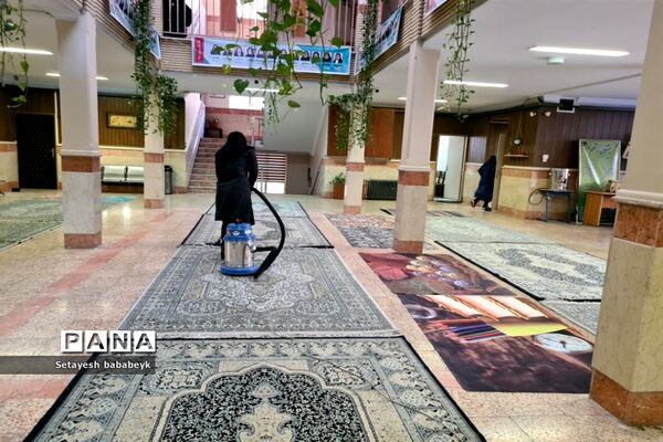 ضیافت افطاری در دبیرستان دخترانه فرهنگ ۱۳