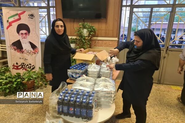 ضیافت افطاری در دبیرستان دخترانه فرهنگ ۱۳