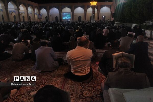 احیای شب نوزدهم ماه رمضان  در آرامگاه شهید مدرس، کاشمر
