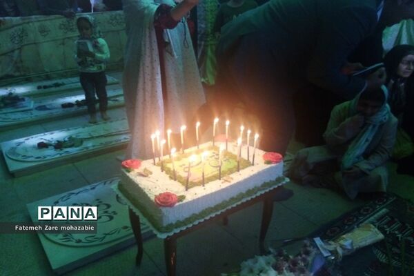 برگزاری جشن  تولد دانش‌آموز شهید  محمدرضا کشاورز در حرم مطهر شاهچراغ (ع)