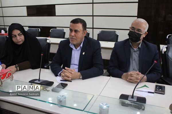 نشست کمیته مدیریت فوریت های آموزش و پرورش و پدافند غیر عامل  اداره کل آموزش و پرورش استان بوشهر