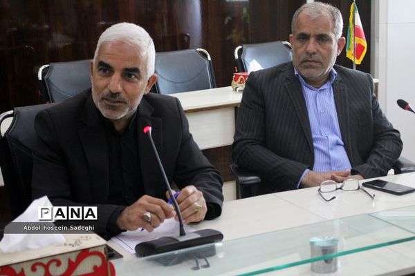 نشست کمیته مدیریت فوریت های آموزش و پرورش و پدافند غیر عامل  اداره کل آموزش و پرورش استان بوشهر