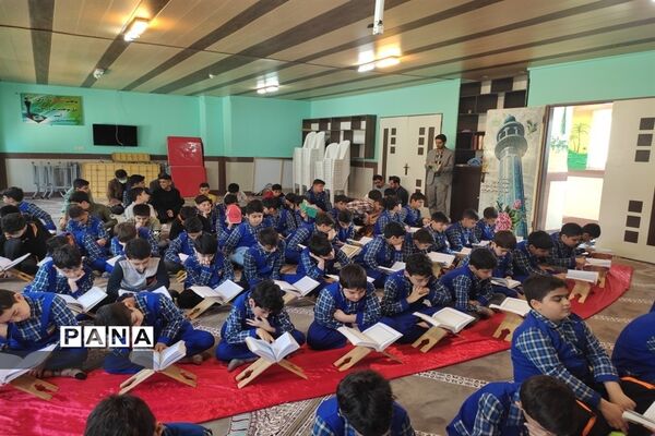 مراسم کاروان قرآنی نور در قائمشهر
