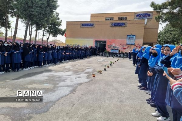 وداع با پیکر شهید گمنام در مدارس ملارد