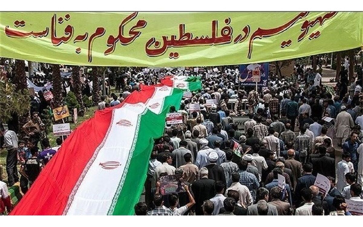 دانش‌آموزان شهرستان درمیان  از علت حضور در راهپیمایی روز جهانی  قدس می گویند/فیلم