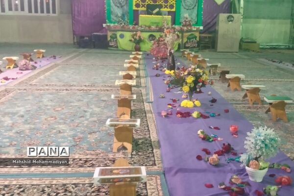 محفل انس با قرآن کریم روستای مشکان شهرستان خرّم بید