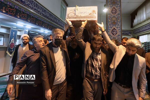 تشییع پیکر شهید گمنام در ساختمان علاقه‌مندان وزارت آموزش و پرورش