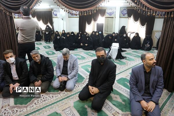 تشییع پیکر شهید گمنام در ساختمان علاقه‌مندان وزارت آموزش و پرورش