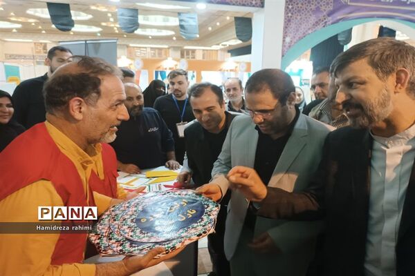 بازدید سرپرست وزارت آموزش و پرورش از غرفه  آموزش و پرورش نمایشگاه بین‌المللی قرآن کریم
