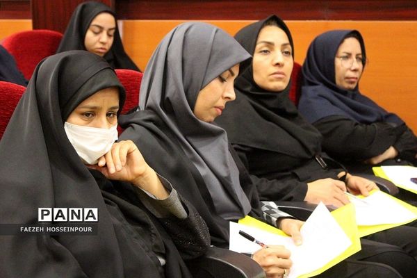 کارگاه توانمندسازی ویژه مربیان و معاونان تربیت‌بدنی و پرورشی در بهارستان‌دو