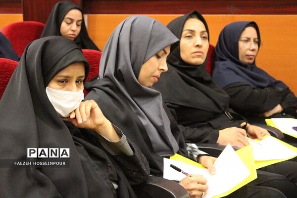 کارگاه توانمندسازی ویژه مربیان و معاونان تربیت‌بدنی و پرورشی در بهارستان‌دو