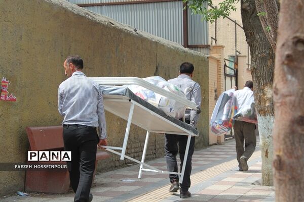 توزیع تجهیزات ورزشی و بهداشتی در مدارس بهارستان‌دو