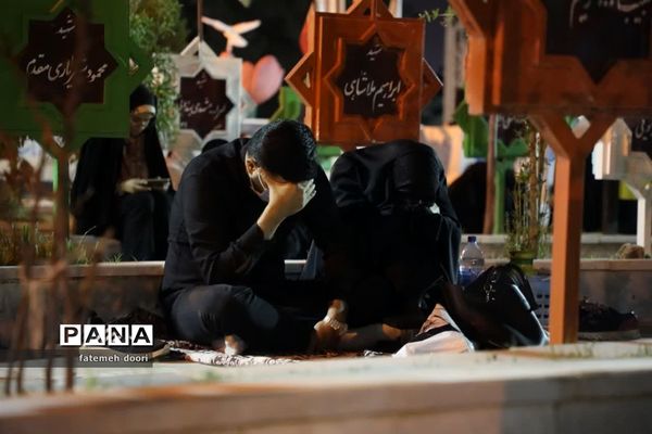 مراسم احیای شب بیست و یکم در گلزار شهدای زاهدان