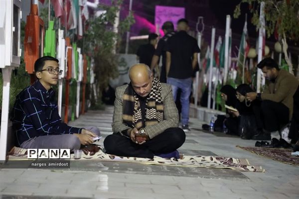 مراسم احیای شب بیست و یکم در گلزار شهدای زاهدان