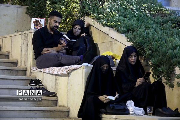 مراسم احیای شب بیست و یکم در مصلی امام خمینی