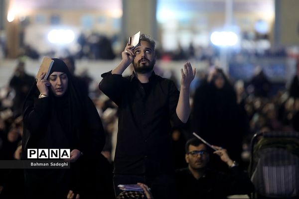 مراسم احیای شب بیست و یکم در مصلی امام خمینی