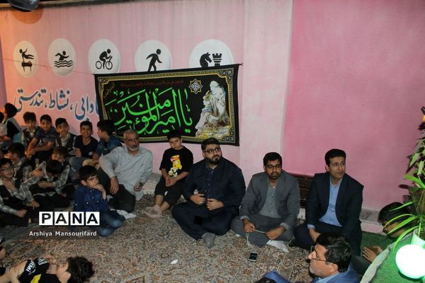 مراسم انس با قرآن  مدرسه پیشتازان بوشهر در شب بیست و یکم ماه رمضان